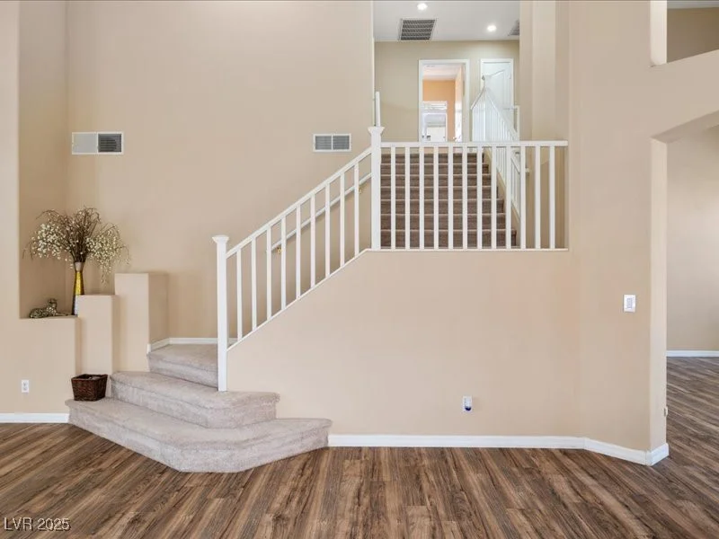 7924 McDowell, Las Vegas, NV 89129