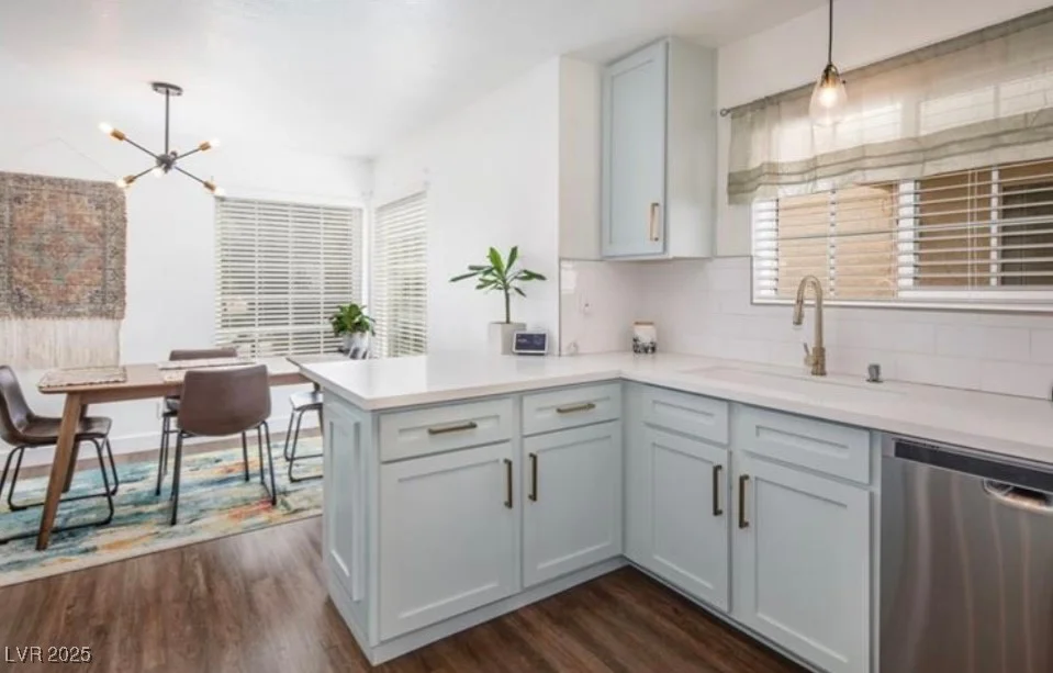 2200 Fort Apache, Las Vegas, NV 89117