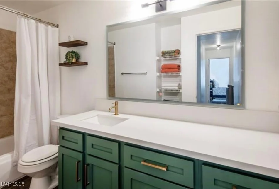 2200 Fort Apache, Las Vegas, NV 89117