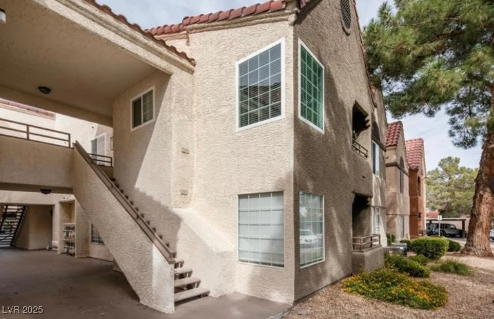 2200 Fort Apache, Las Vegas, NV 89117