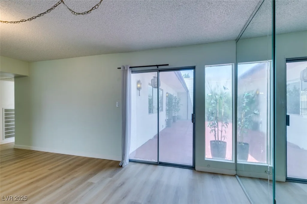 3785 Decade, Las Vegas, NV 89121