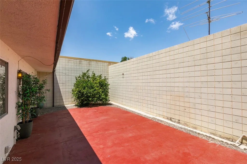 3785 Decade, Las Vegas, NV 89121