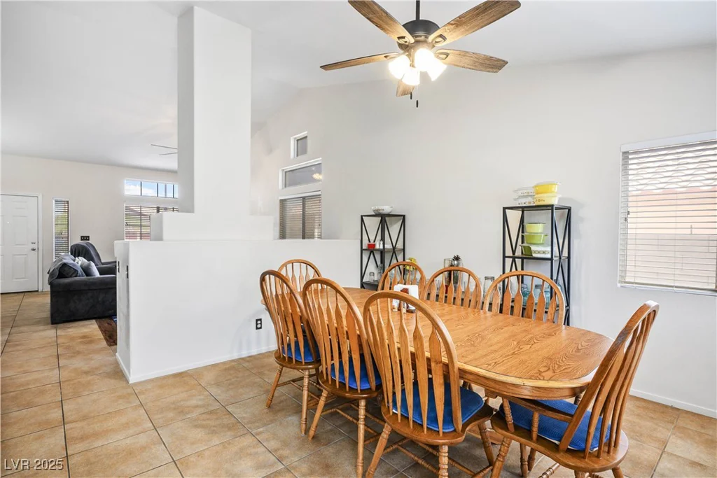 218 Red Coral, Henderson, NV 89002