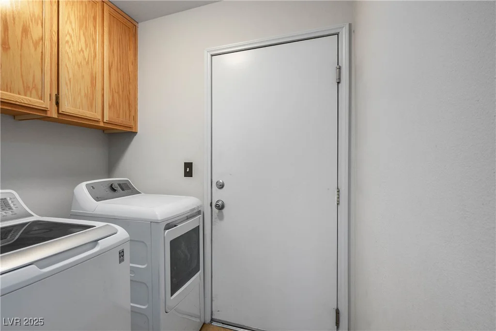 218 Red Coral, Henderson, NV 89002