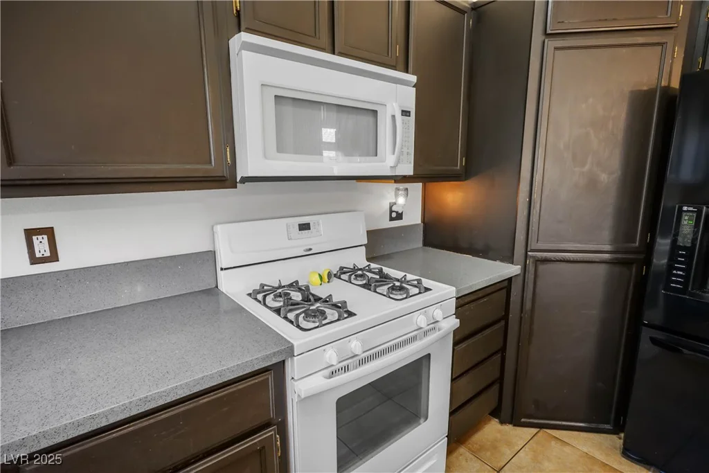 218 Red Coral, Henderson, NV 89002