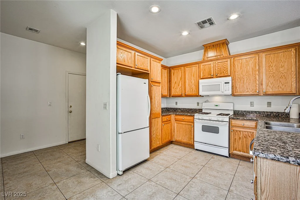 9122 Mountain Maple, Las Vegas, NV 89148