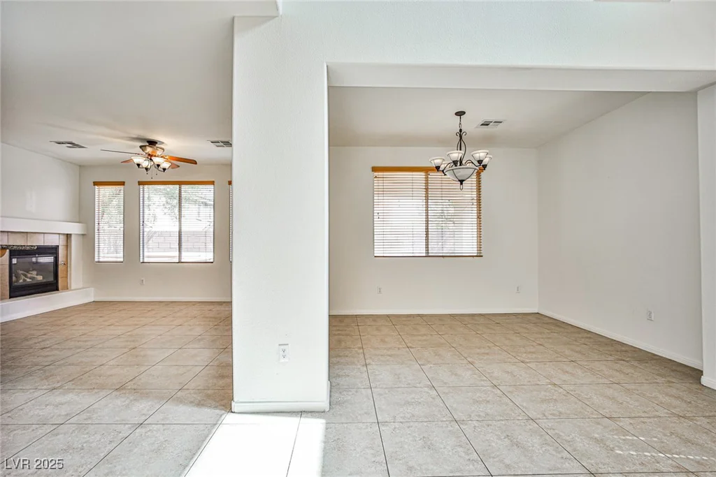 9122 Mountain Maple, Las Vegas, NV 89148