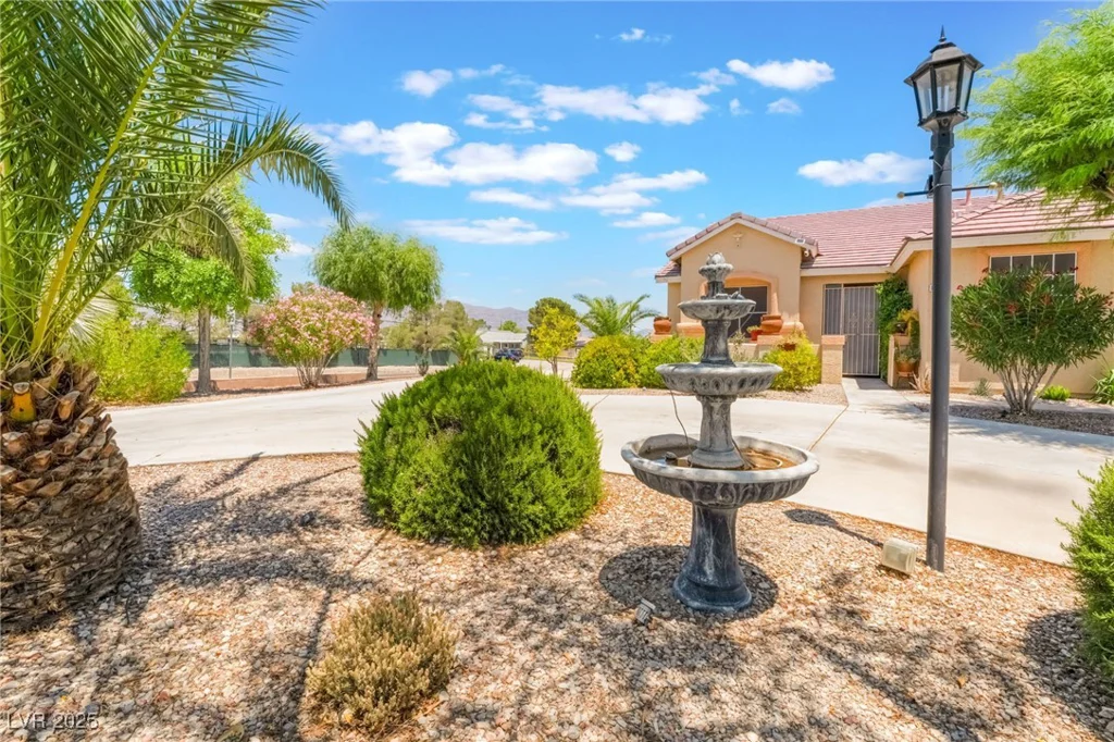 8808 Homestead, Las Vegas, NV 89143