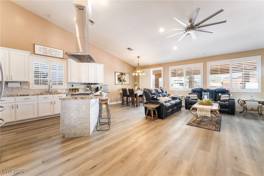 8808 Homestead, Las Vegas, NV 89143