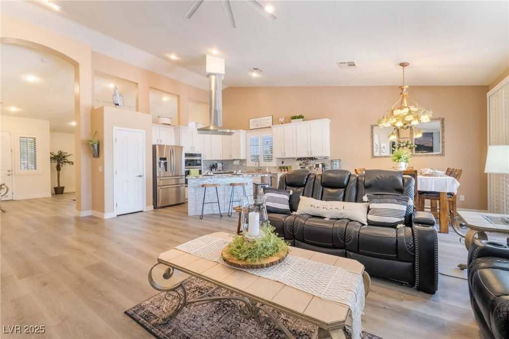 8808 Homestead, Las Vegas, NV 89143