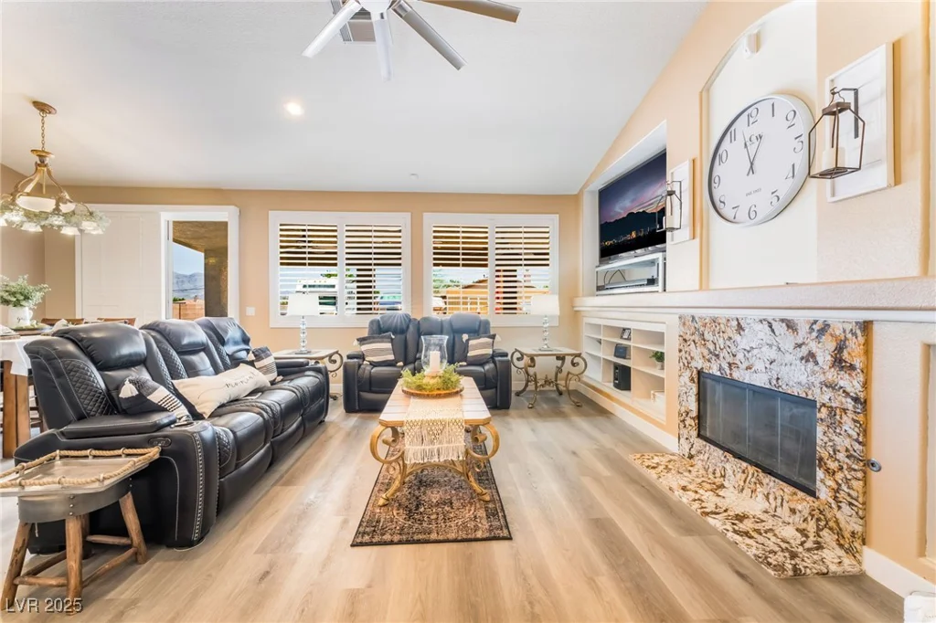 8808 Homestead, Las Vegas, NV 89143