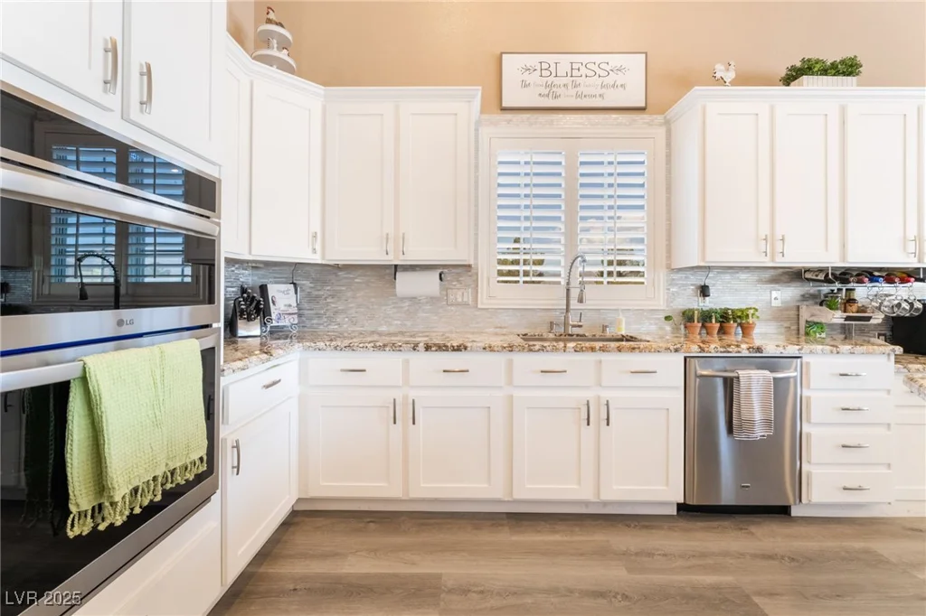 8808 Homestead, Las Vegas, NV 89143