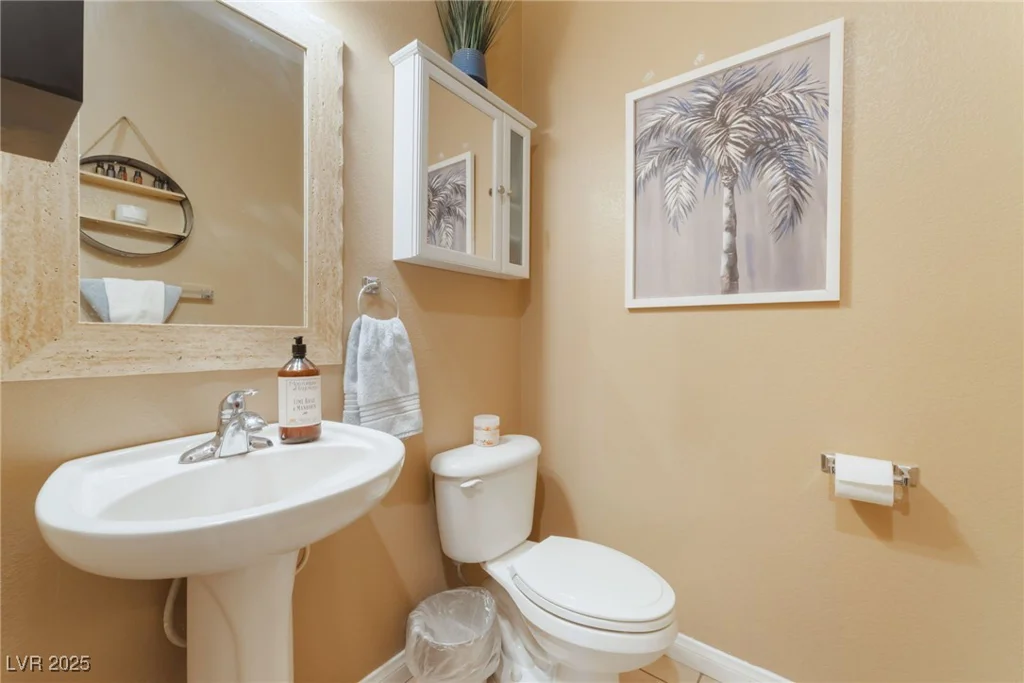 8808 Homestead, Las Vegas, NV 89143