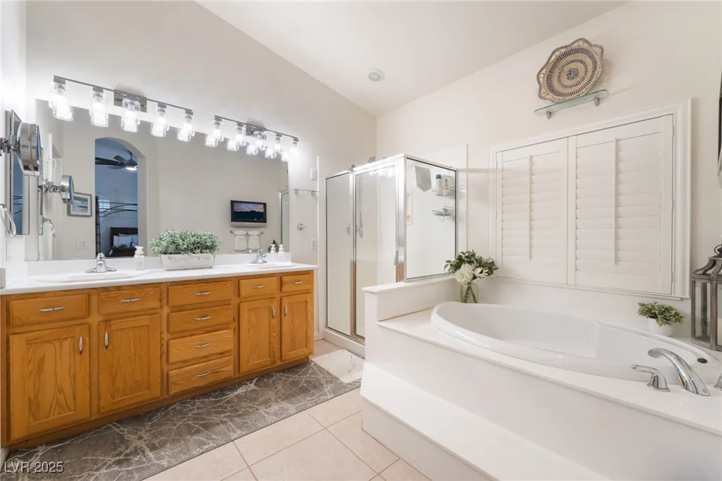 8808 Homestead, Las Vegas, NV 89143