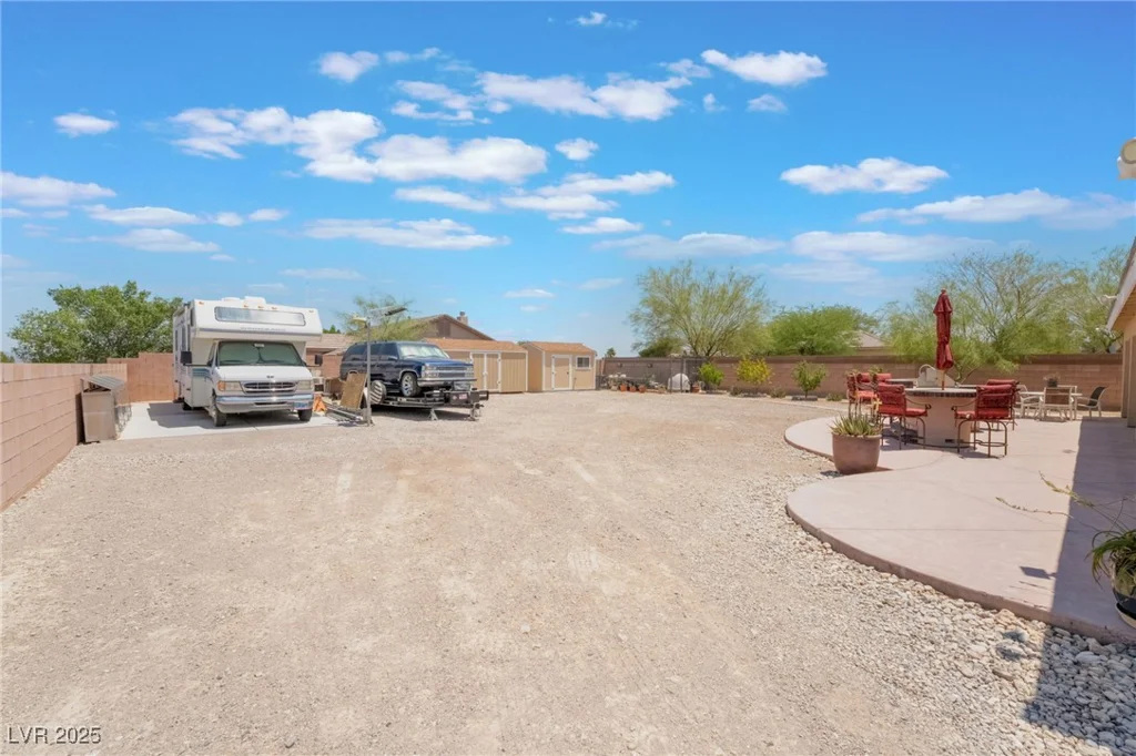 8808 Homestead, Las Vegas, NV 89143