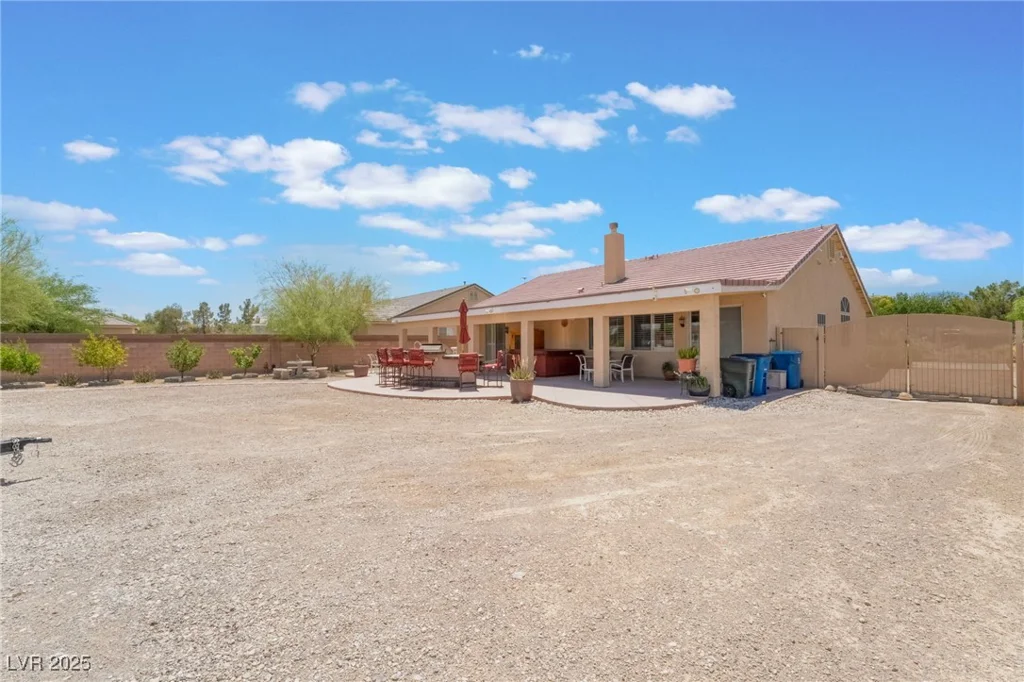 8808 Homestead, Las Vegas, NV 89143