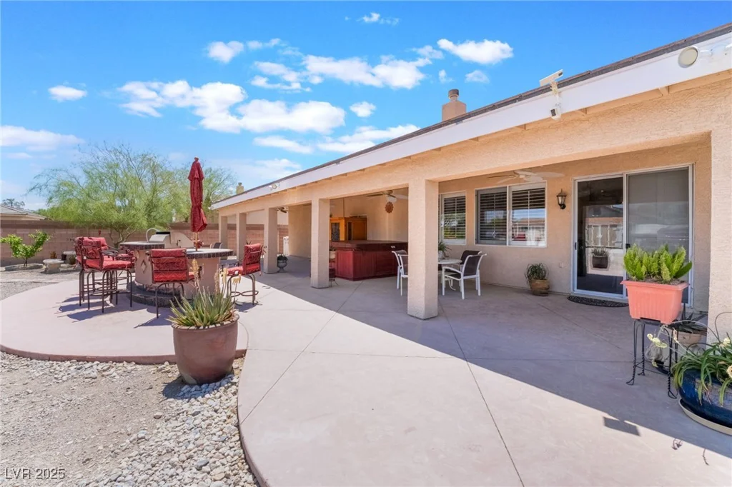 8808 Homestead, Las Vegas, NV 89143