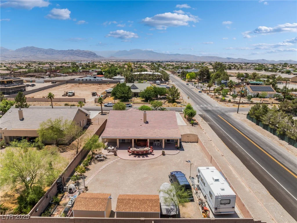8808 Homestead, Las Vegas, NV 89143