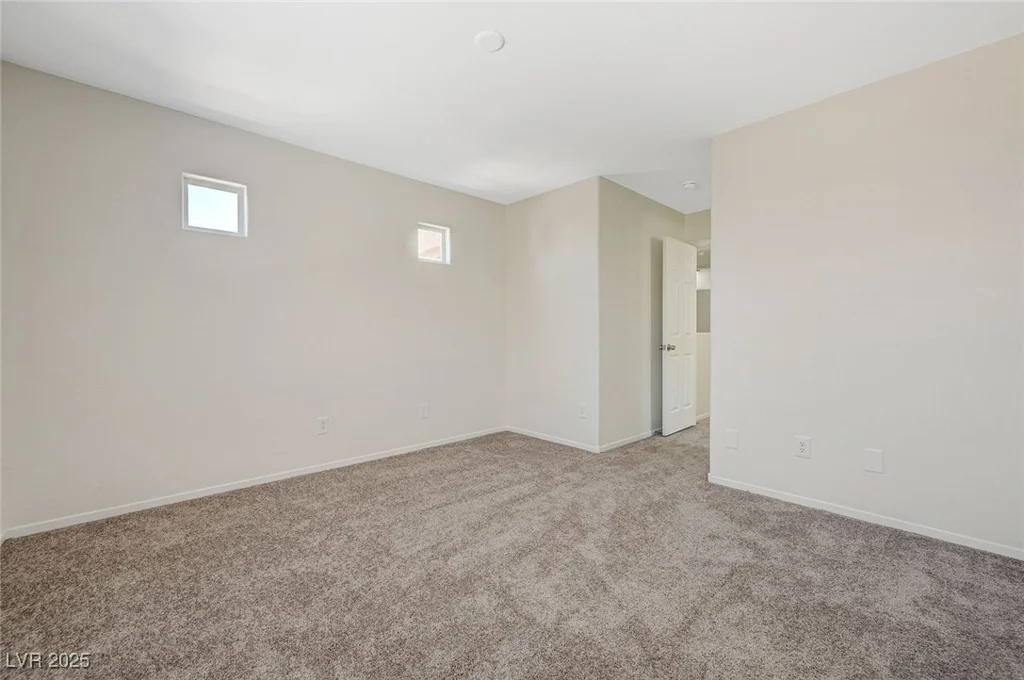 6048 Aripeka, Henderson, NV 89011