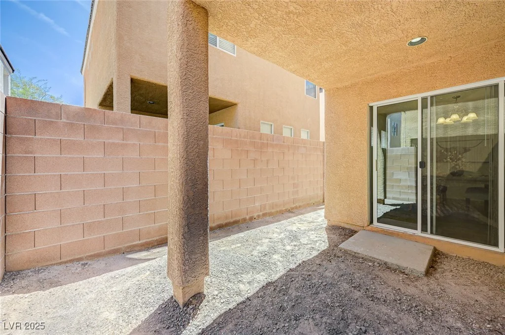 6048 Aripeka, Henderson, NV 89011