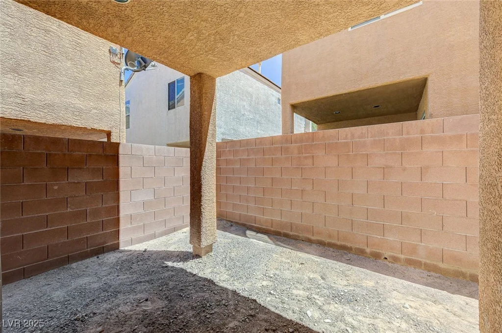 6048 Aripeka, Henderson, NV 89011
