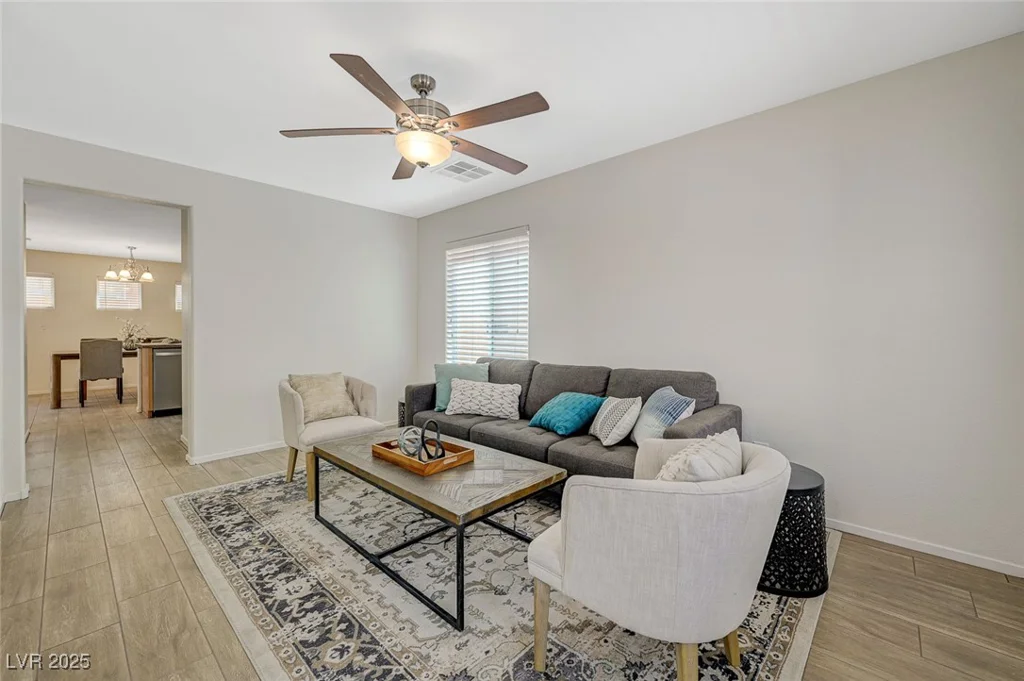 6048 Aripeka, Henderson, NV 89011
