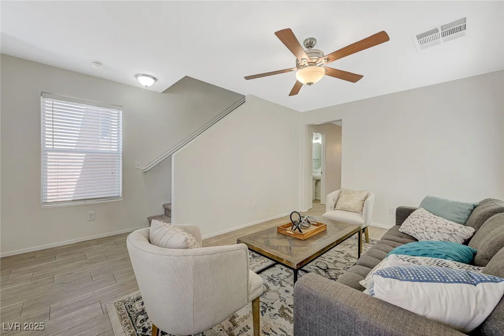 6048 Aripeka, Henderson, NV 89011