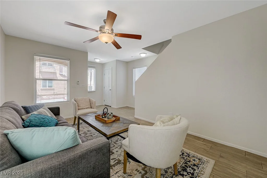 6048 Aripeka, Henderson, NV 89011