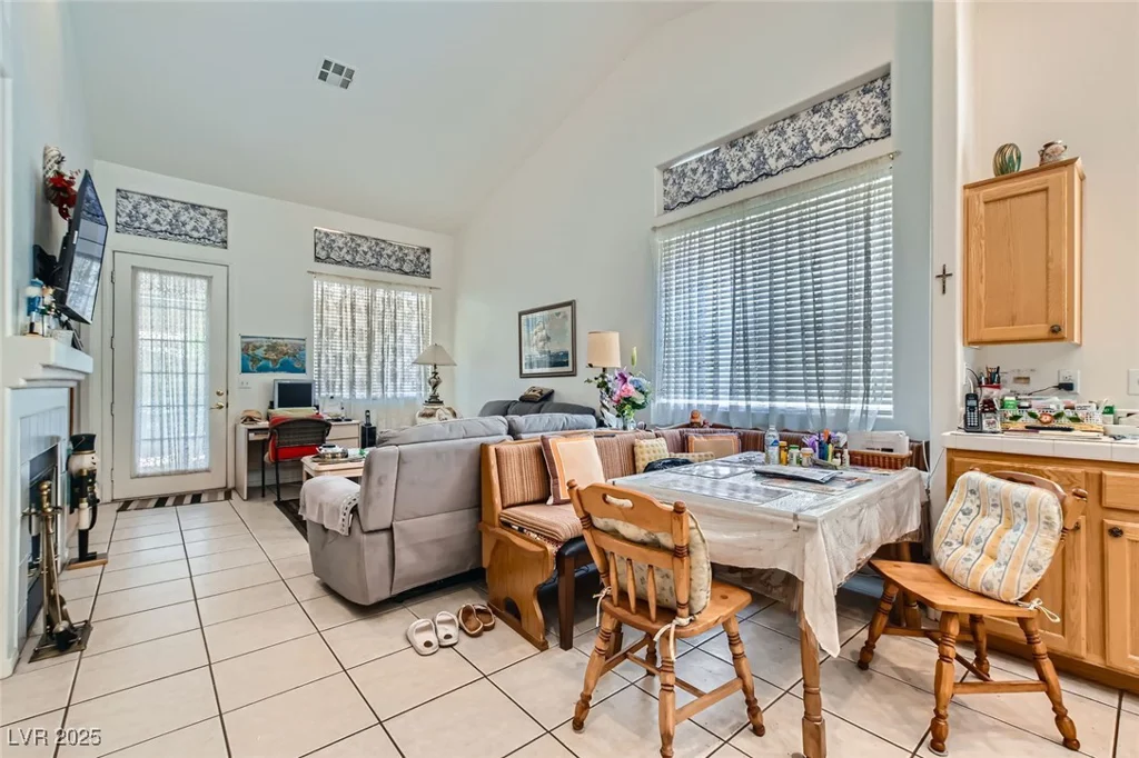 5413 Flora Spray, Las Vegas, NV 89130