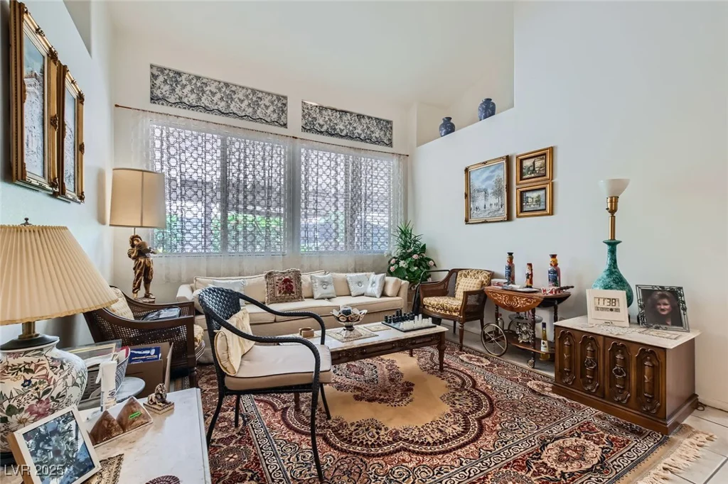 5413 Flora Spray, Las Vegas, NV 89130