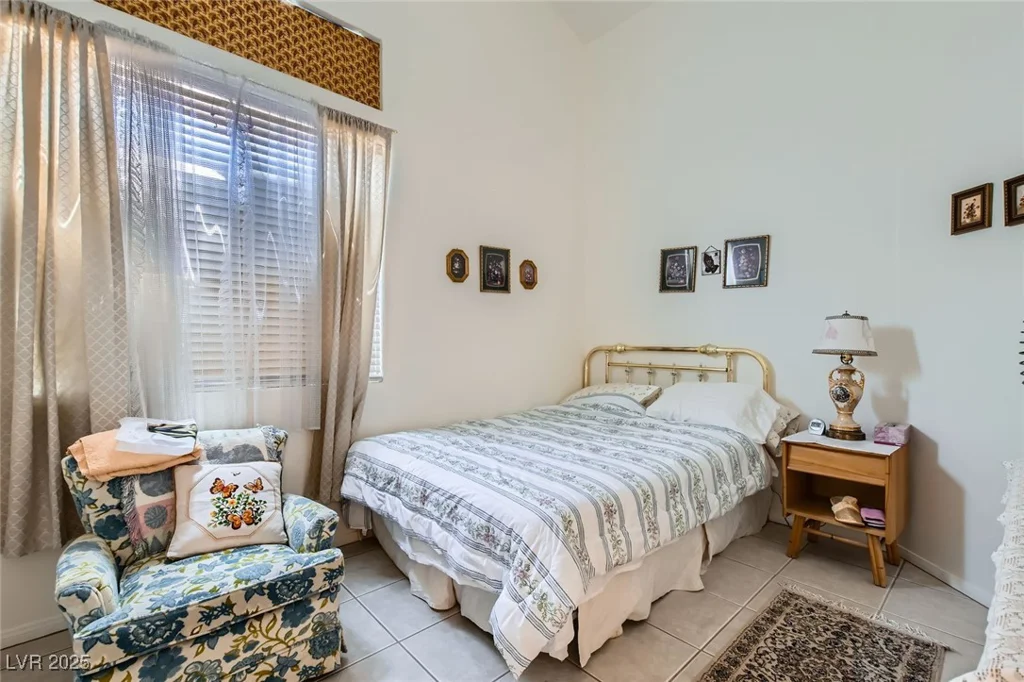 5413 Flora Spray, Las Vegas, NV 89130