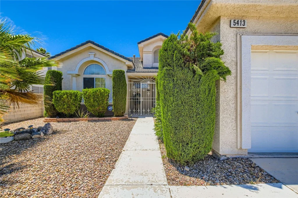 5413 Flora Spray, Las Vegas, NV 89130