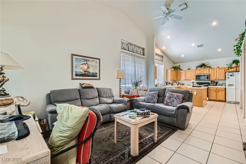 5413 Flora Spray, Las Vegas, NV 89130