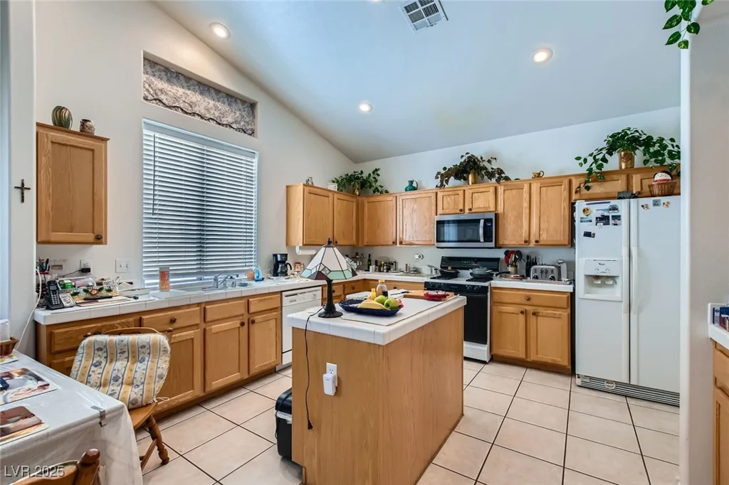 5413 Flora Spray, Las Vegas, NV 89130