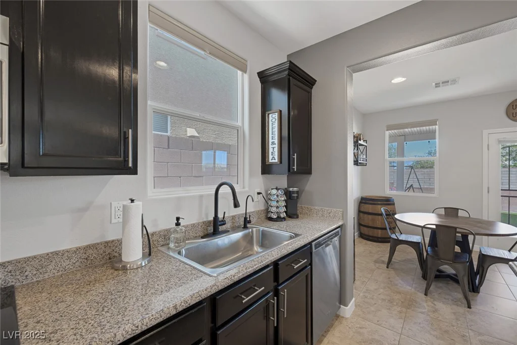 7720 Houston Peak, Las Vegas, NV 89166