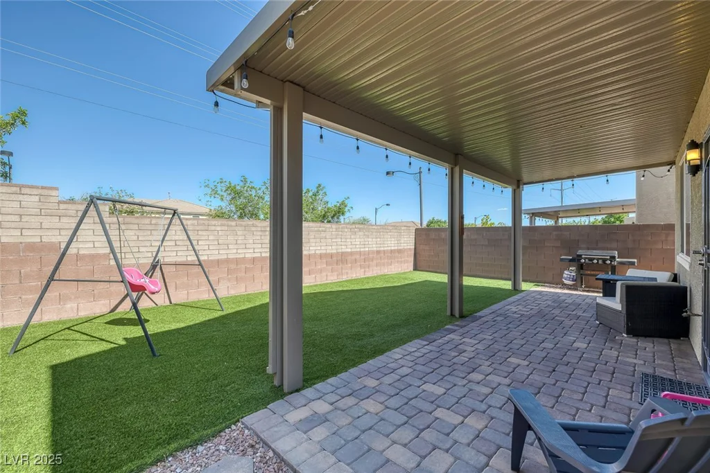 7720 Houston Peak, Las Vegas, NV 89166