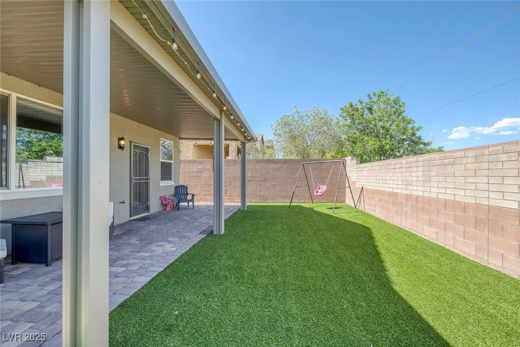 7720 Houston Peak, Las Vegas, NV 89166