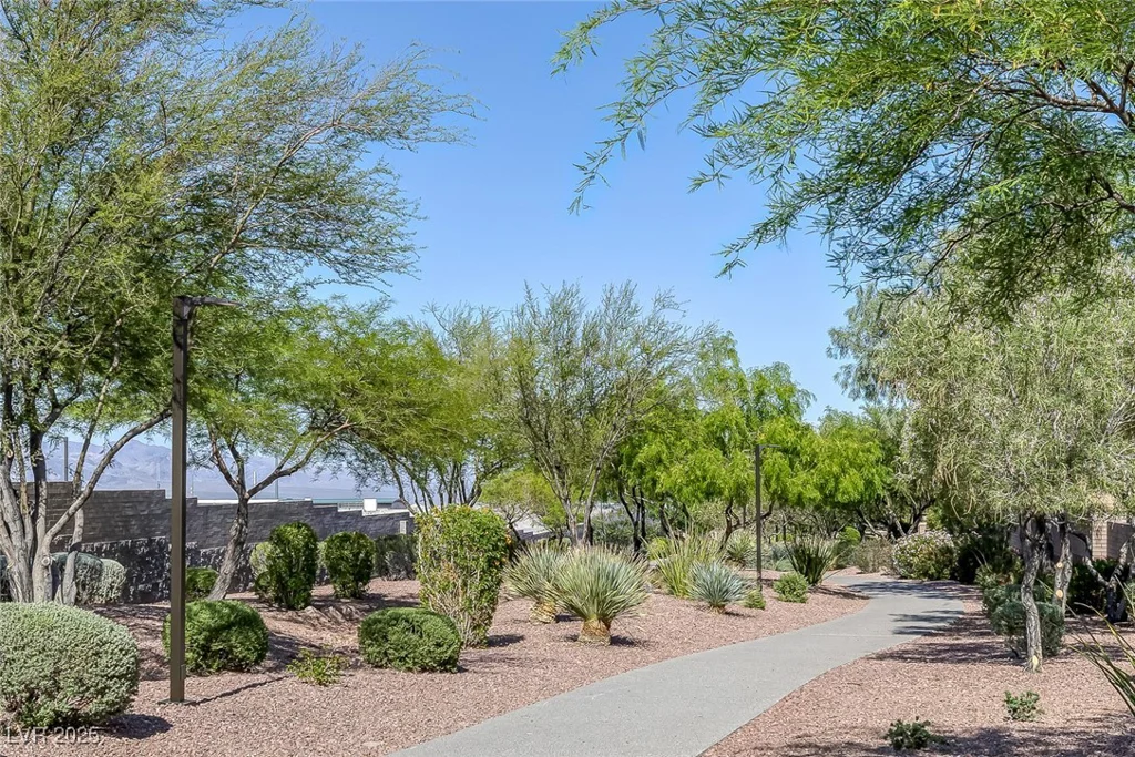 7720 Houston Peak, Las Vegas, NV 89166