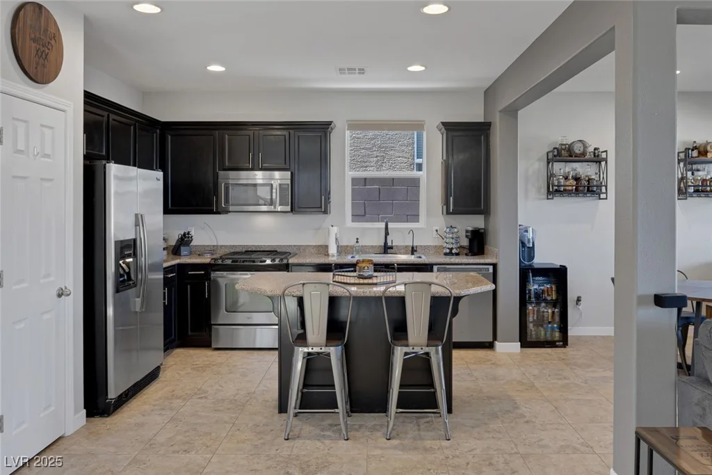 7720 Houston Peak, Las Vegas, NV 89166