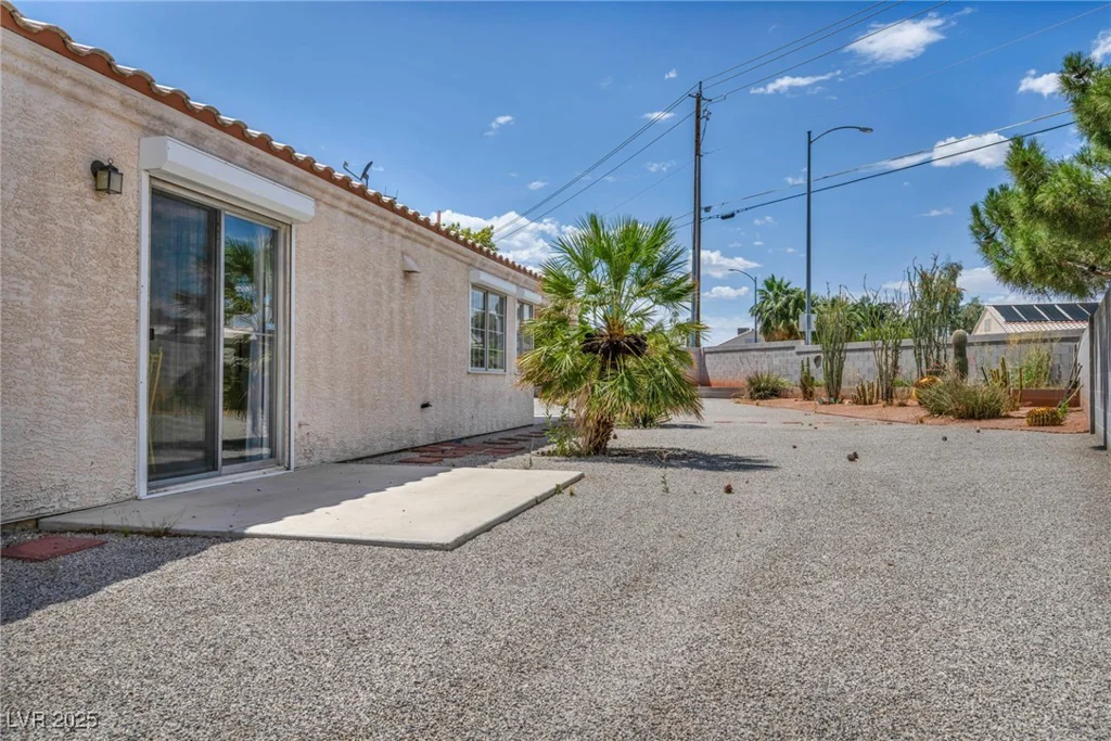 5139 Zapata, North Las Vegas, NV 89031