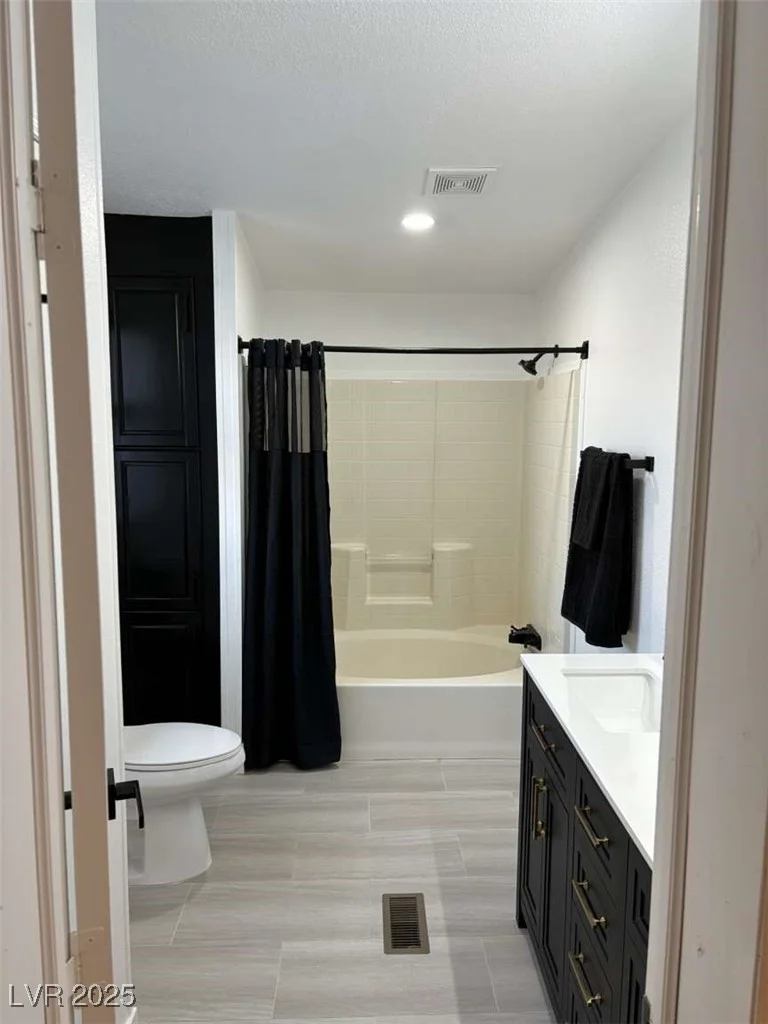 3410 Death Valley, Las Vegas, NV 89122