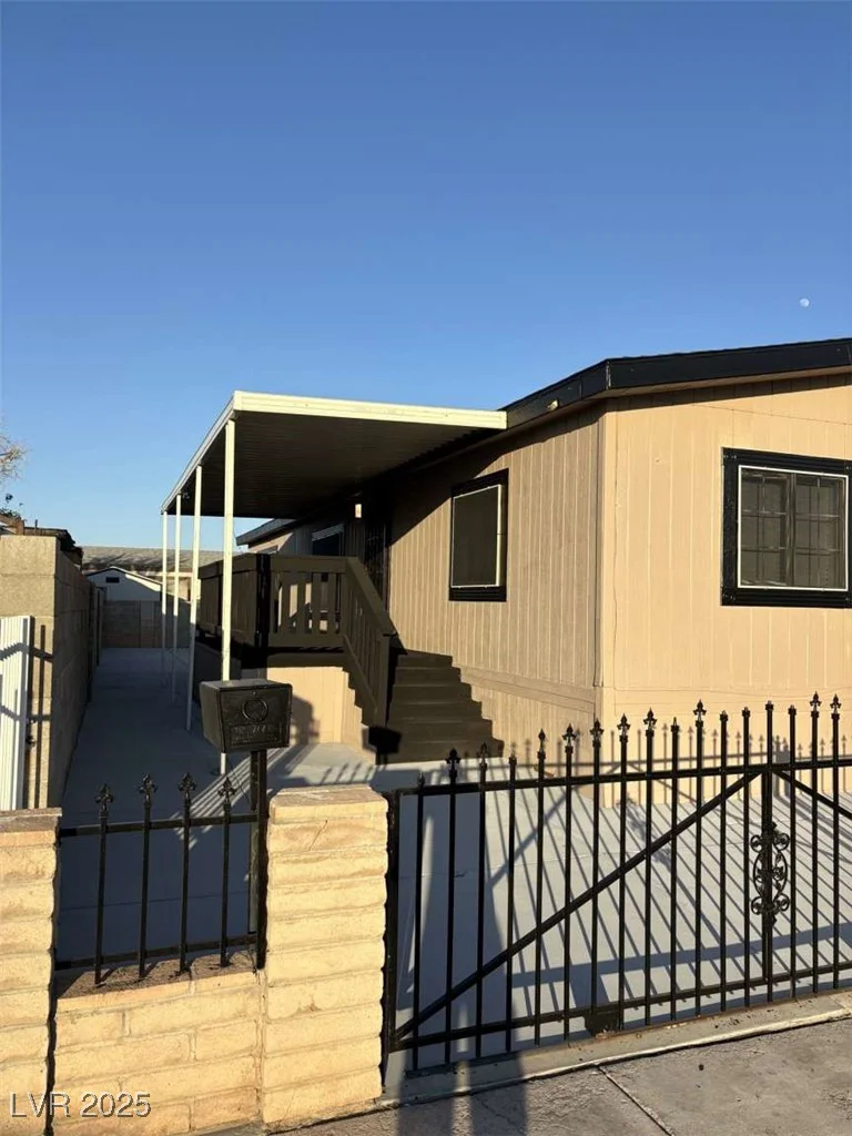 3410 Death Valley, Las Vegas, NV 89122
