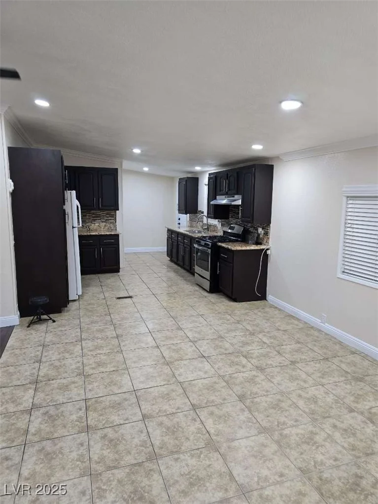 3410 Death Valley, Las Vegas, NV 89122