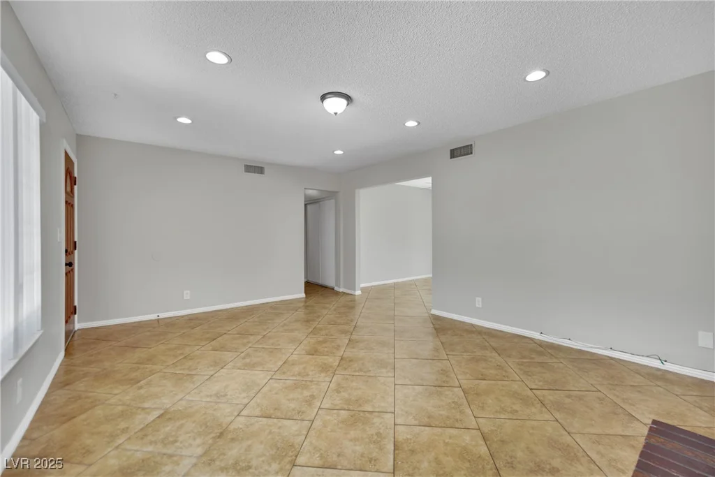 317 Kane, Las Vegas, NV 89110