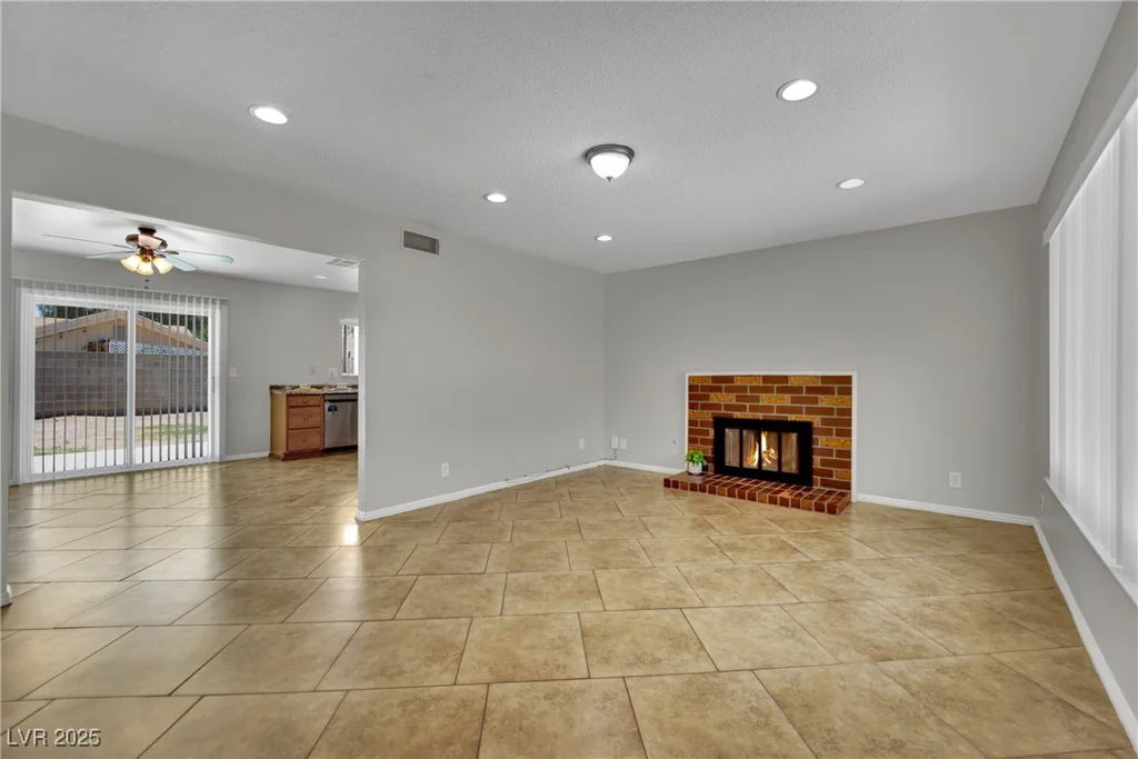 317 Kane, Las Vegas, NV 89110