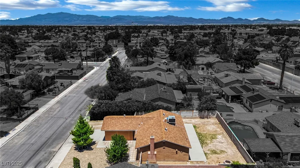 317 Kane, Las Vegas, NV 89110
