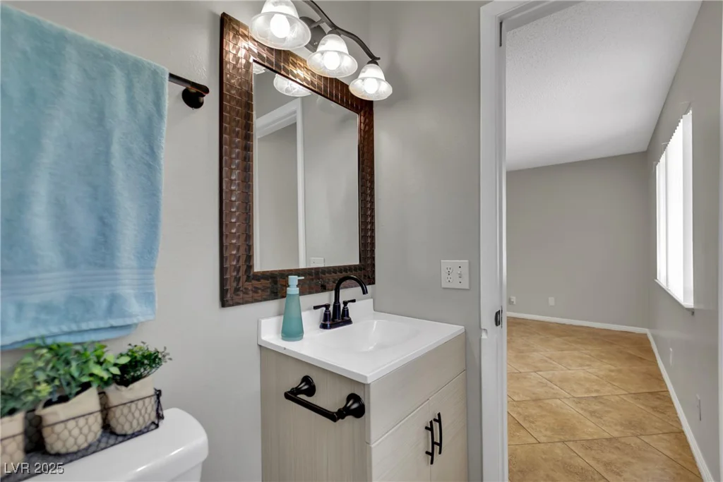 317 Kane, Las Vegas, NV 89110
