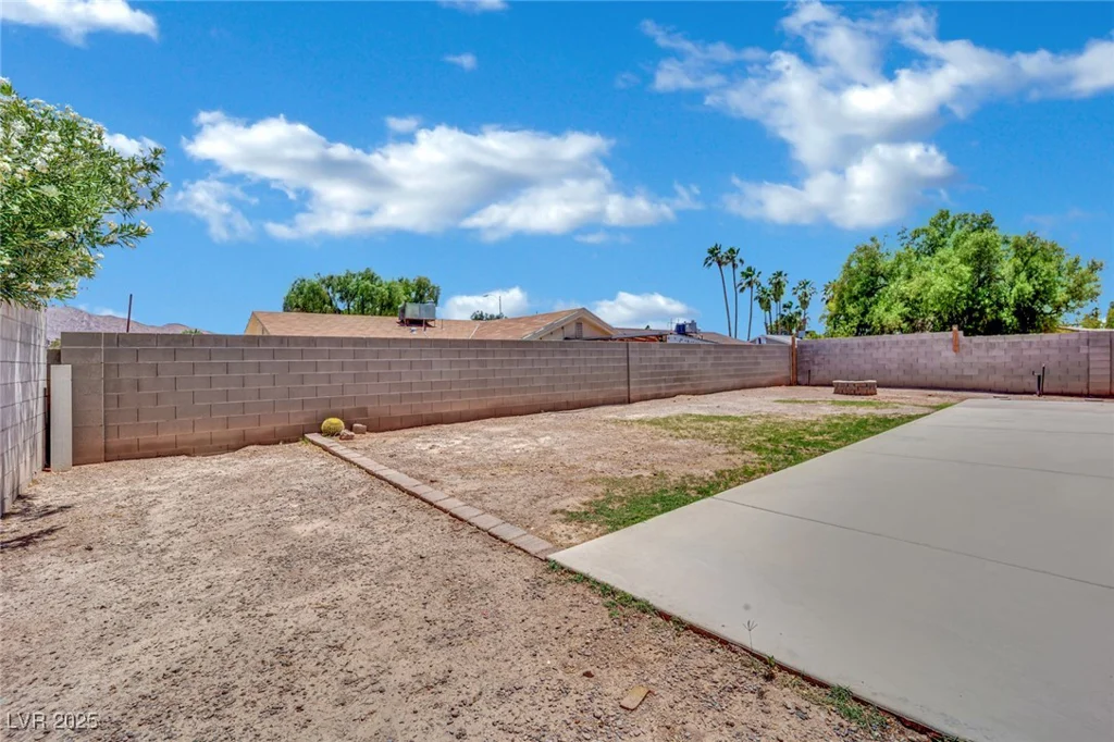317 Kane, Las Vegas, NV 89110