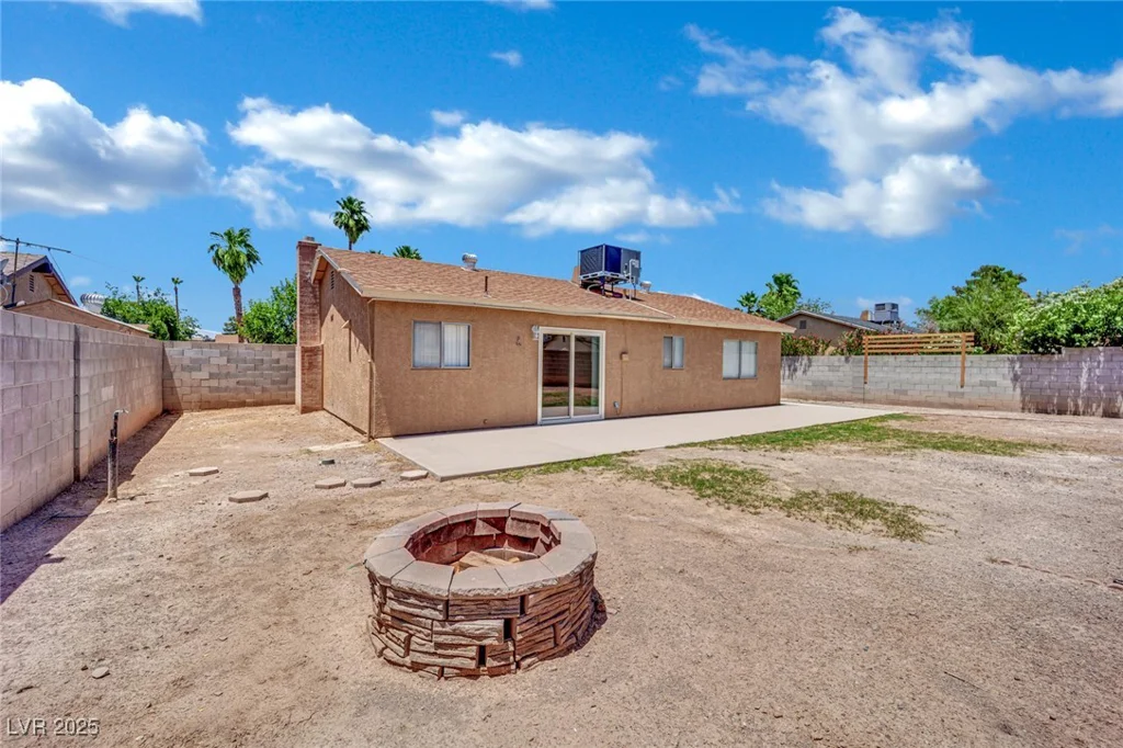 317 Kane, Las Vegas, NV 89110