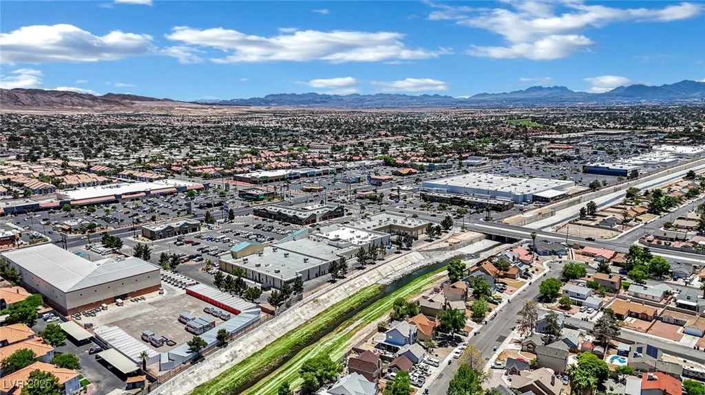 317 Kane, Las Vegas, NV 89110